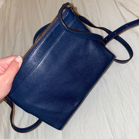 Michael Kors MK Crossbody Purse - Picture 4 of 5